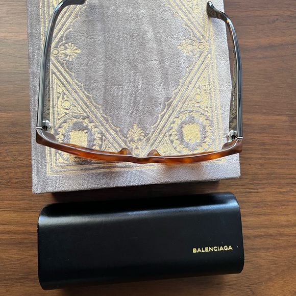 Balenciaga sunglasses - Picture 4 of 9
